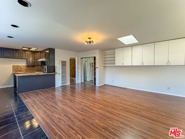 2445 22nd Street, Santa Monica, CA 90405
