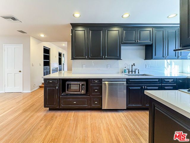 2445 22nd Street, Santa Monica, CA 90405