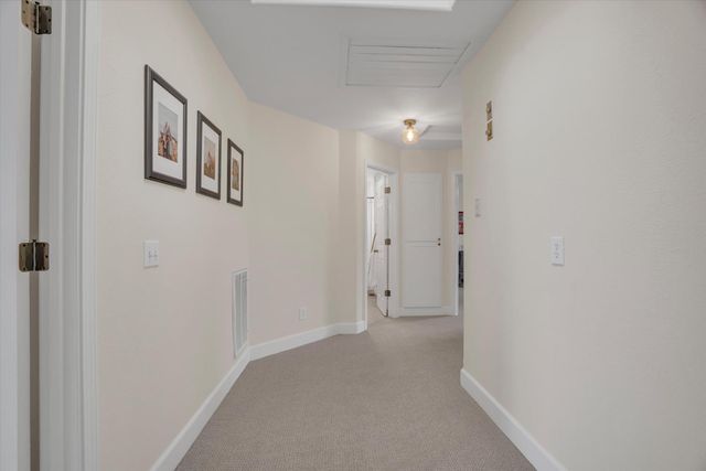 710 Vermeulen Dr, Ripon, CA 95366