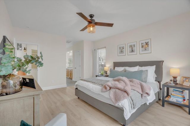 710 Vermeulen Dr, Ripon, CA 95366