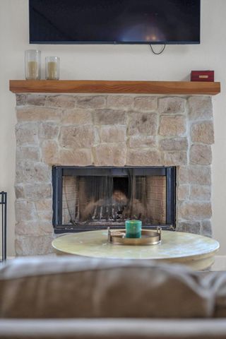 710 Vermeulen Dr, Ripon, CA 95366