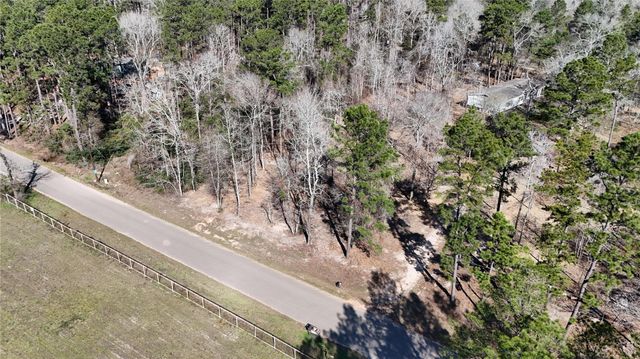 20207 Meadow Lake Rd Road, Cleveland, TX 77328