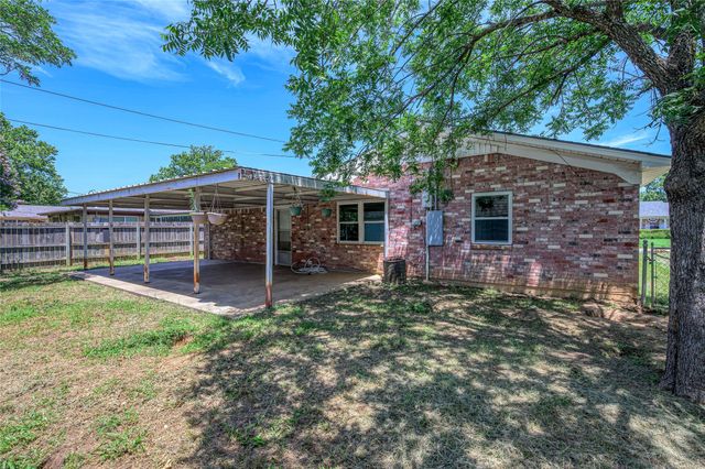 2606 Easy Street, Denison, TX 75020