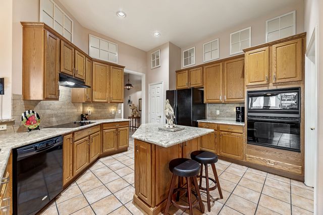 1453 Cattle Baron Court, Fairview, TX 75069