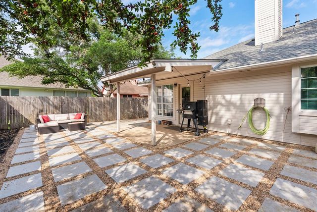 9305 Donner LN, Austin, TX 78749