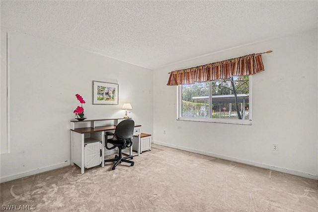 215 Cypress WAY E E2, Naples, FL 34110