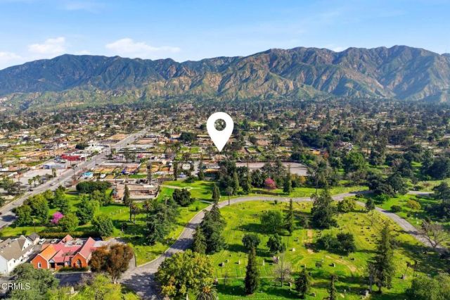 79 E Calaveras, Altadena, CA 91001