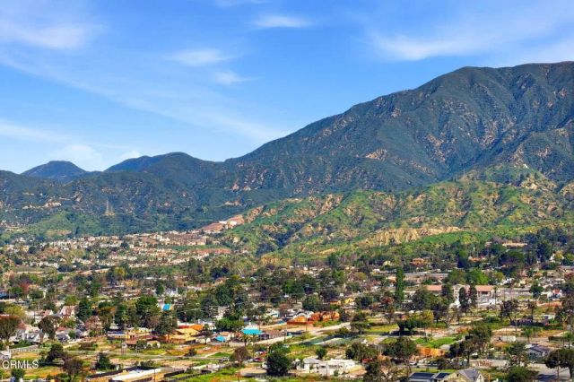 79 E Calaveras, Altadena, CA 91001