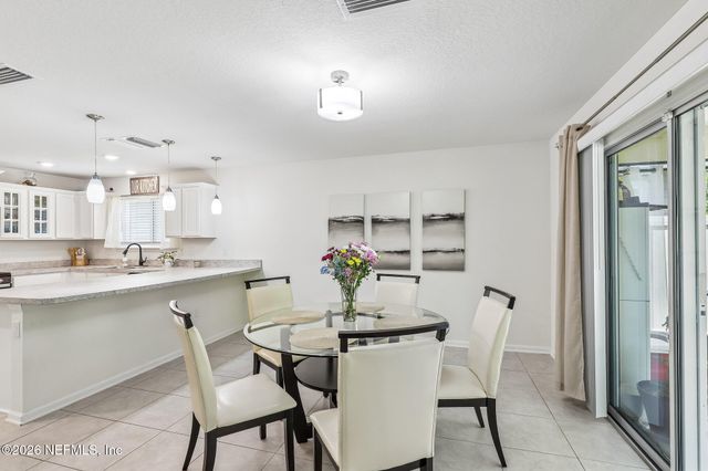 11800 FLOWERING PEACH Court, Jacksonville, FL 32256