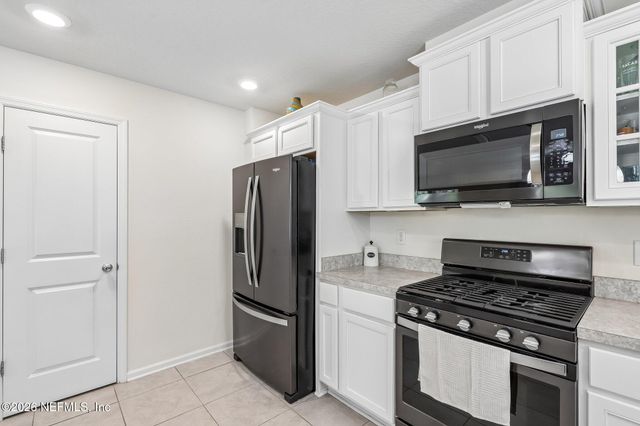 11800 FLOWERING PEACH Court, Jacksonville, FL 32256