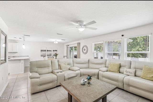 11800 FLOWERING PEACH Court, Jacksonville, FL 32256