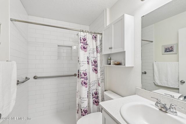 11800 FLOWERING PEACH Court, Jacksonville, FL 32256