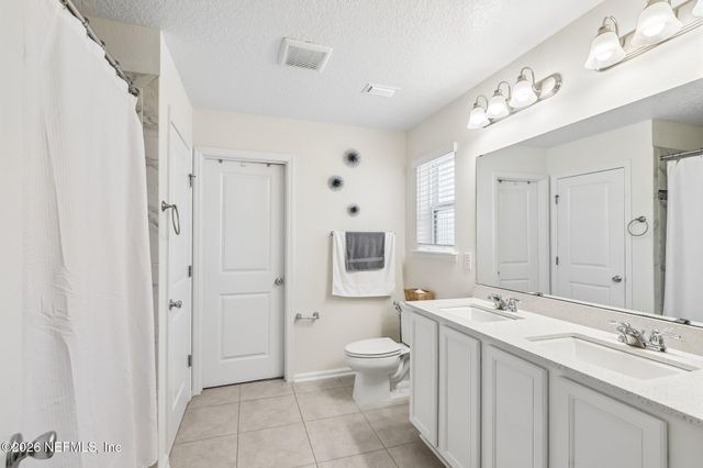 11800 FLOWERING PEACH Court, Jacksonville, FL 32256