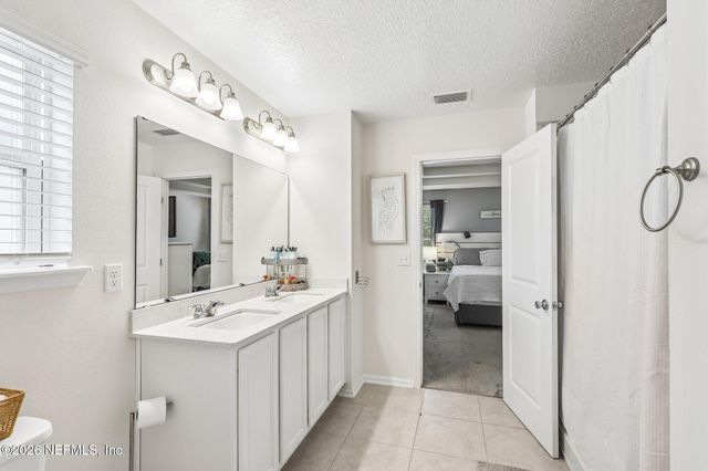 11800 FLOWERING PEACH Court, Jacksonville, FL 32256