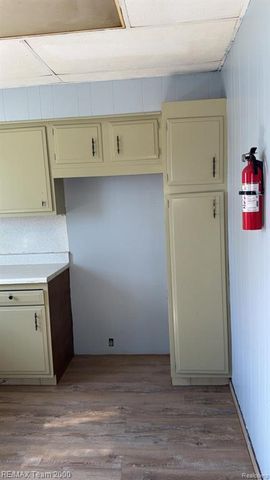 1182 Lafayette Boulevard, Lincoln Park, MI 48146