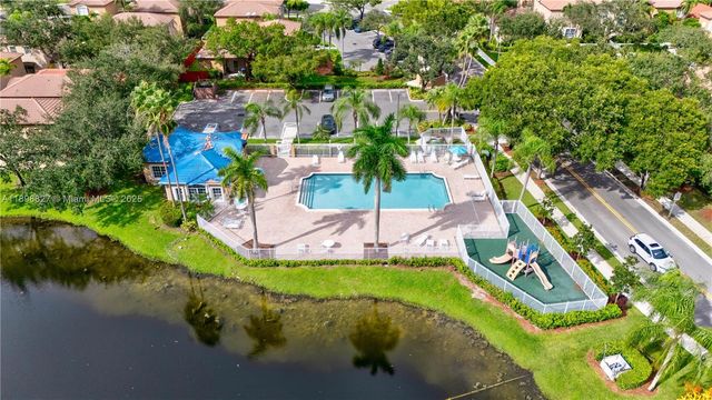 16113 Opal Creek Dr, Weston, FL 33331