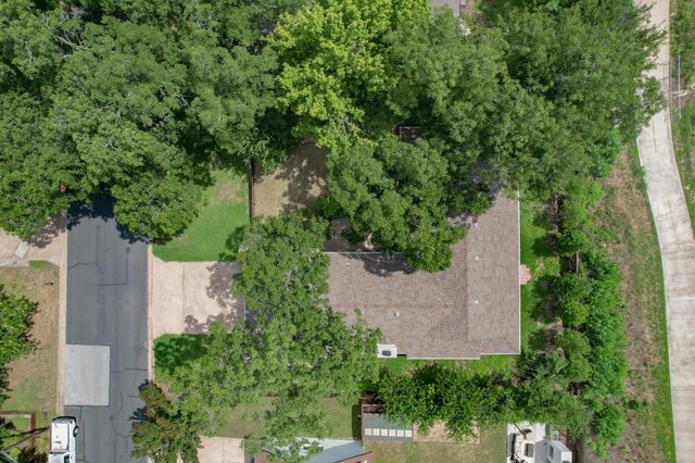 3305 Santa Monica DR, Austin, TX 78741