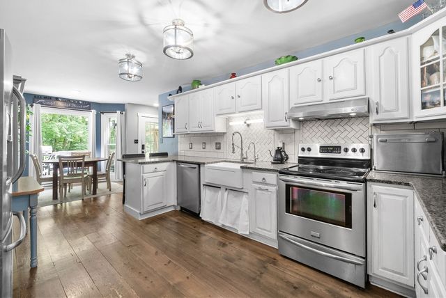 1731 Creekview Ct, Adams, TN 37010