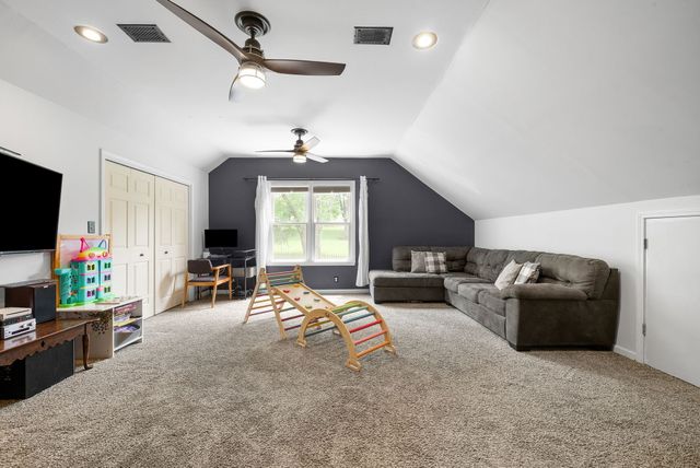1731 Creekview Ct, Adams, TN 37010