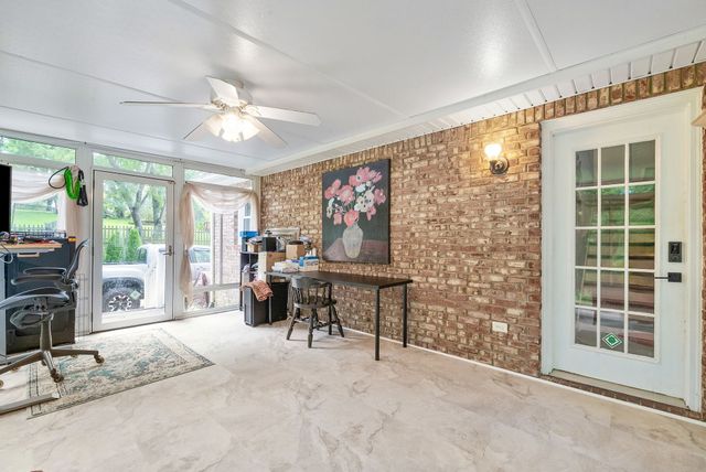 1731 Creekview Ct, Adams, TN 37010