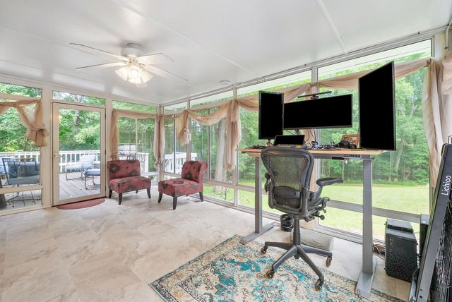1731 Creekview Ct, Adams, TN 37010