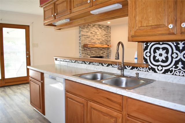 500 Riggs Circle, Mesquite, TX 75149