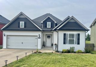 1348 Abby Lou Dr, Clarksville, TN 37040