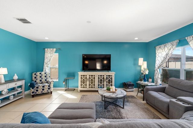 754 ANDALUSIA LOOP, Davenport, FL 33837