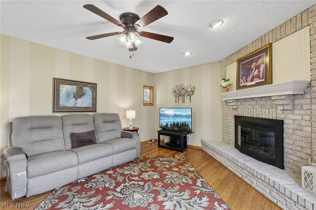 255 Gloucester Drive, Medina, OH 44256