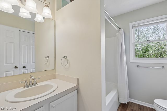 255 Gloucester Drive, Medina, OH 44256