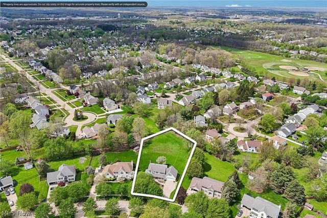 255 Gloucester Drive, Medina, OH 44256