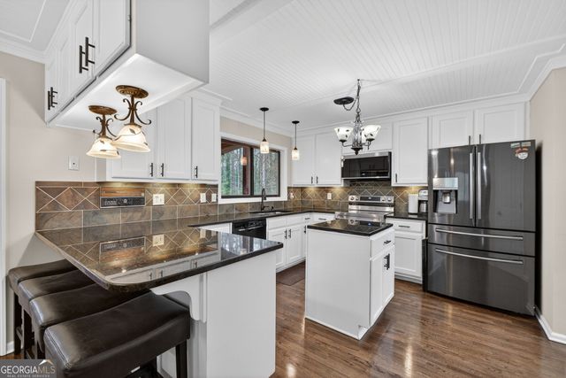 596 Willowgreen Court SE, Conyers, GA 30094