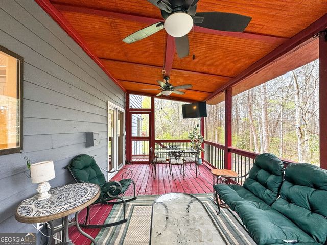 596 Willowgreen Court SE, Conyers, GA 30094