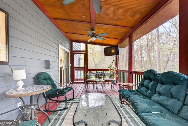 596 Willowgreen Court SE, Conyers, GA 30094