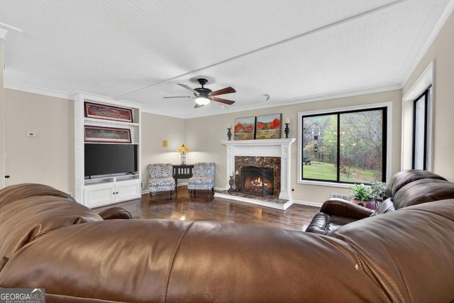 596 Willowgreen Court SE, Conyers, GA 30094