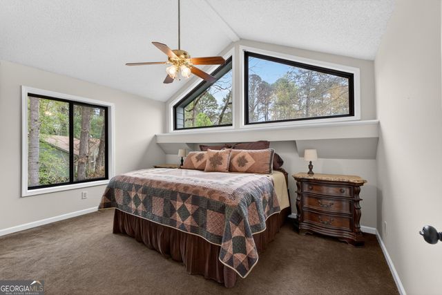 596 Willowgreen Court SE, Conyers, GA 30094