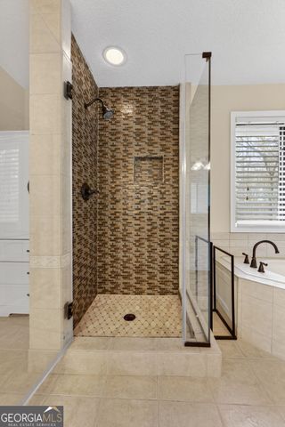 596 Willowgreen Court SE, Conyers, GA 30094