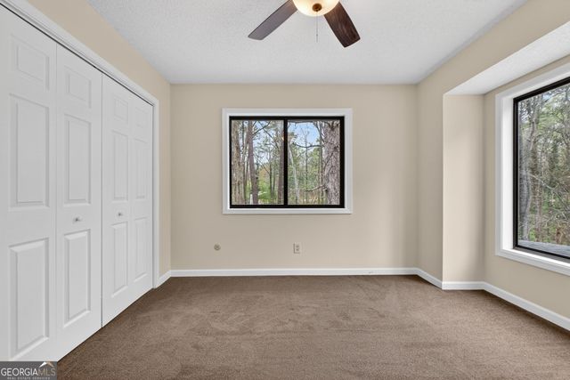 596 Willowgreen Court SE, Conyers, GA 30094