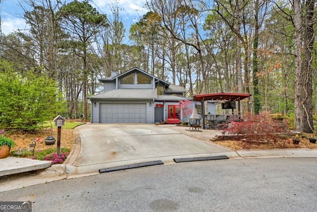 596 Willowgreen Court SE, Conyers, GA 30094