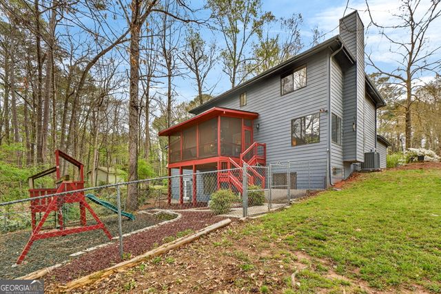 596 Willowgreen Court SE, Conyers, GA 30094