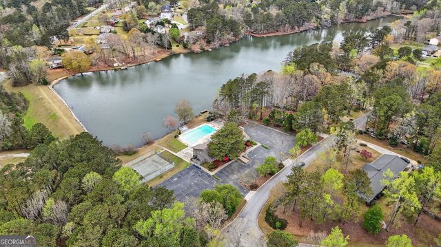 596 Willowgreen Court SE, Conyers, GA 30094