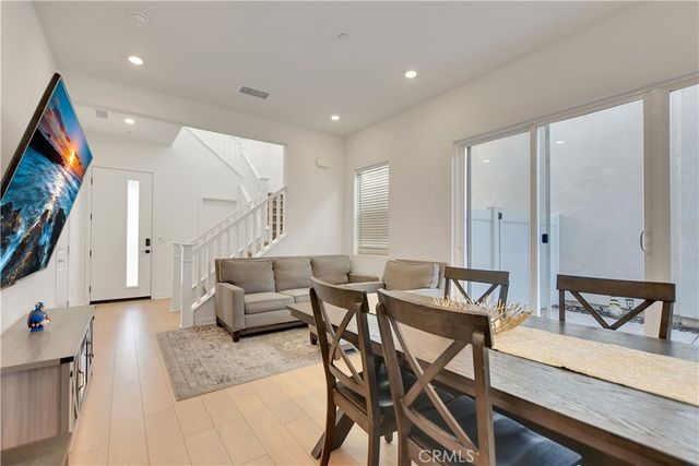 4433 S Fairmount Paseo, Ontario, CA 91762