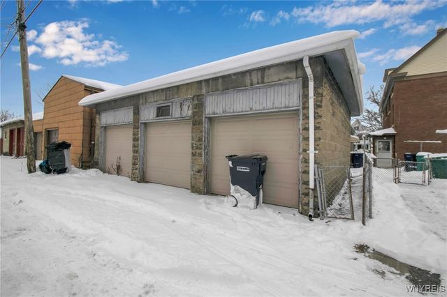 2247 Grand Avenue, Niagara Falls, NY 14301