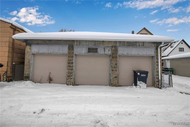 2247 Grand Avenue, Niagara Falls, NY 14301