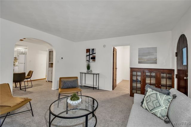 2247 Grand Avenue, Niagara Falls, NY 14301