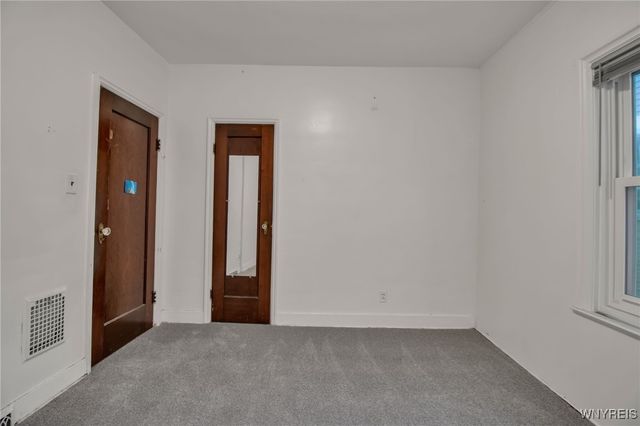 2247 Grand Avenue, Niagara Falls, NY 14301