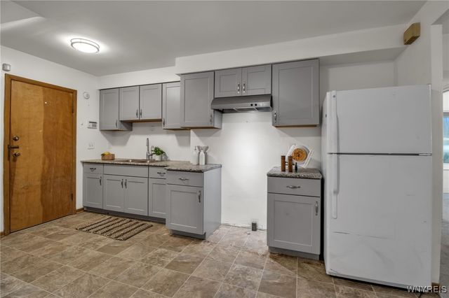 2247 Grand Avenue, Niagara Falls, NY 14301