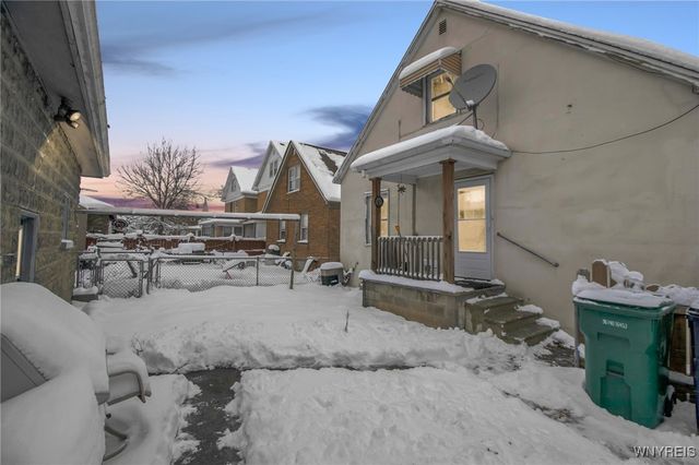 2247 Grand Avenue, Niagara Falls, NY 14301