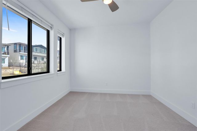 2050 Lohmans Spur RD 501, Lakeway, TX 78734