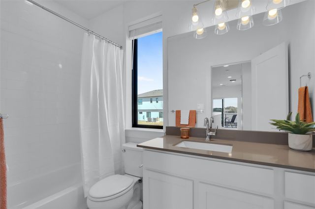 2050 Lohmans Spur RD 501, Lakeway, TX 78734